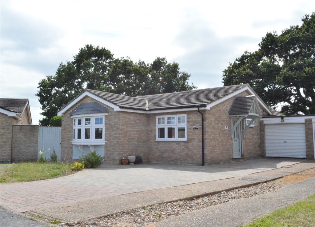 Pine Close, Great Bentley, Colchester